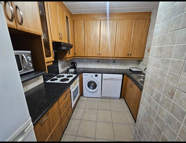 3 BEDROOM FLAT TO LET IN VAALPARK